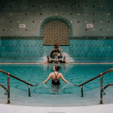 Little Twin Cities Apartment *